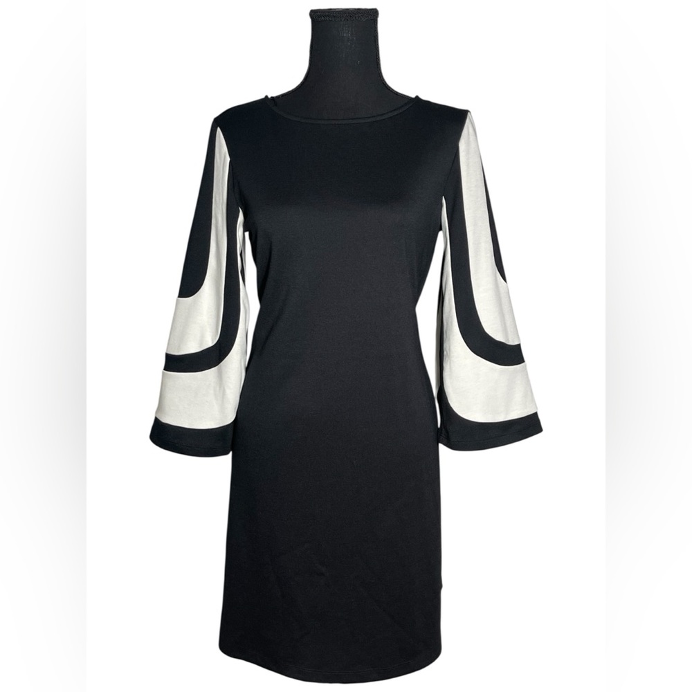 Muse Black and White Long Sleeve ‘Tabitha’ Dress